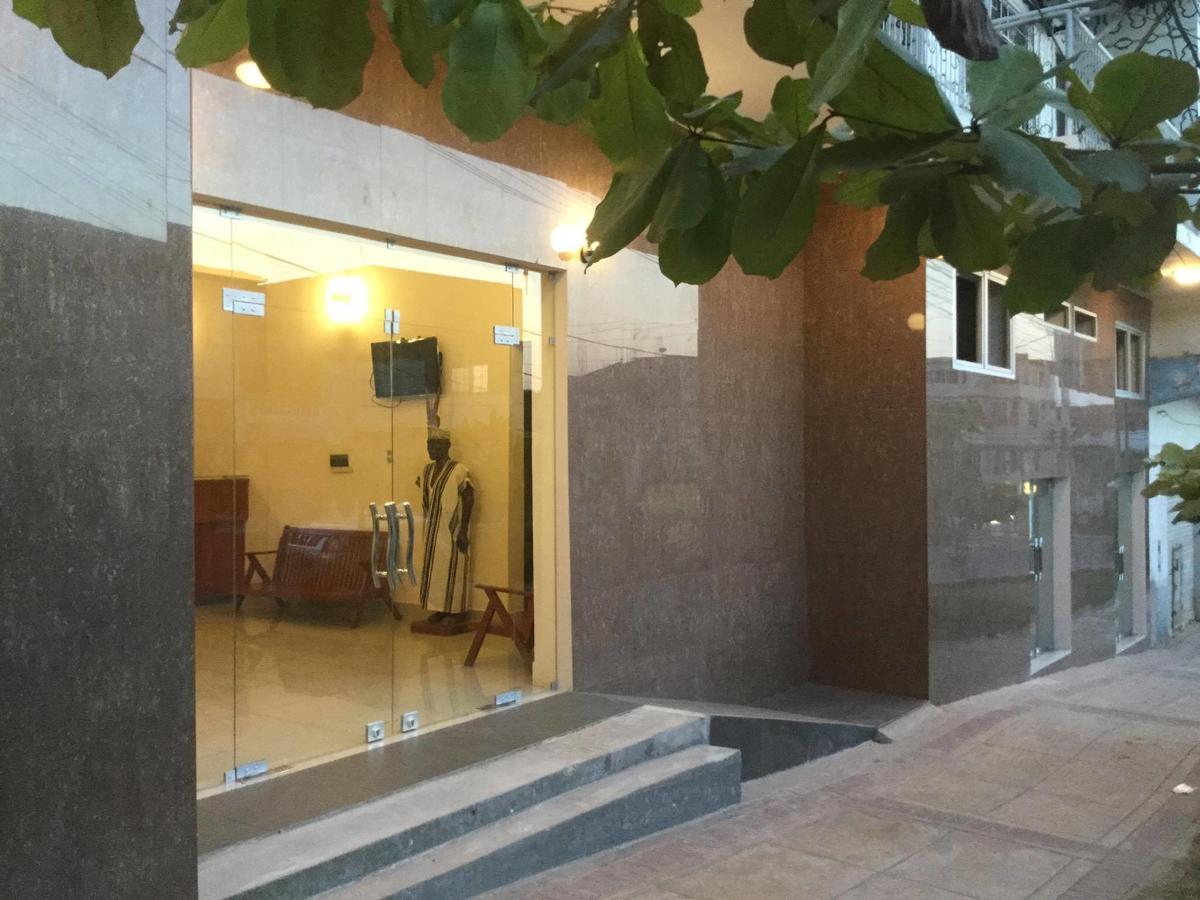 Tariri Hotel Pucallpa Bagian luar foto