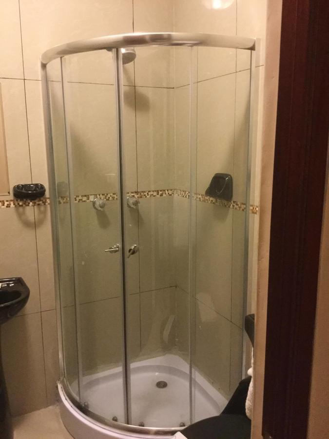 Tariri Hotel Pucallpa Bagian luar foto