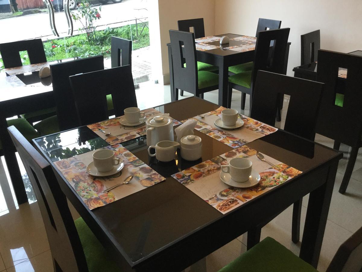Tariri Hotel Pucallpa Bagian luar foto